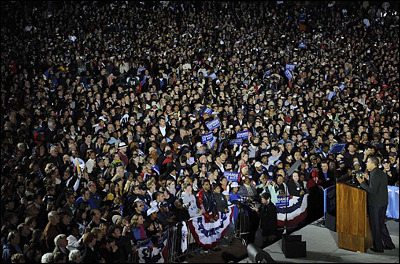 Obama Open  on Barack Obama Uses A Dc Prompters Presidential System During A Campaign